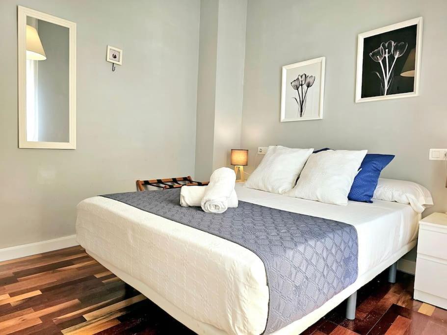 Apartamento CMS Peña Historical Building Málaga Exterior foto